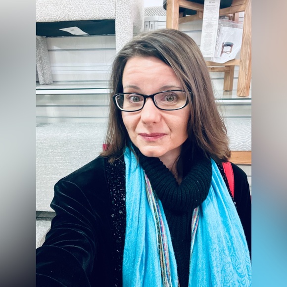 Meet your Posher, Morgan - Picture 1 of 12